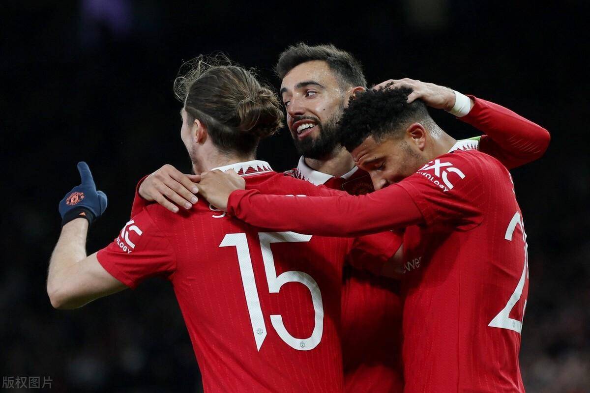 开元棋牌入口-中国队争议不断今夜曼联状态回暖——西甲节点到来，网友：山东泰山临场应变备战西甲的简单介绍